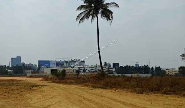 Route Levelling Active internal route levelling and earth stabilization work progressing at the Sobha One Residences project