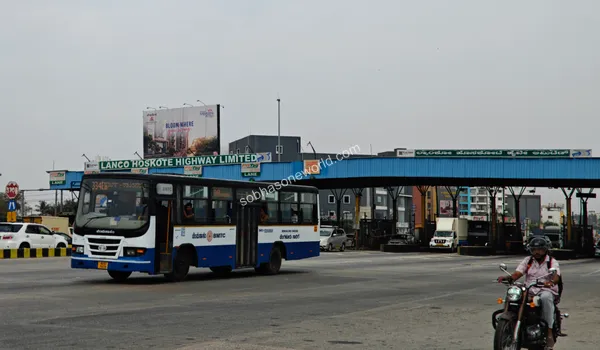 Strategic highway access point at Hoskote Toll providing seamless travel to and from Sobha One World